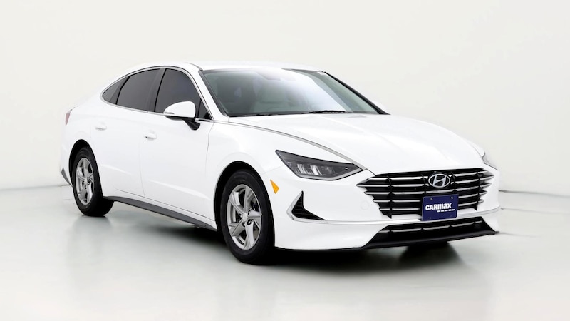 2022 Hyundai Sonata SE Hero Image