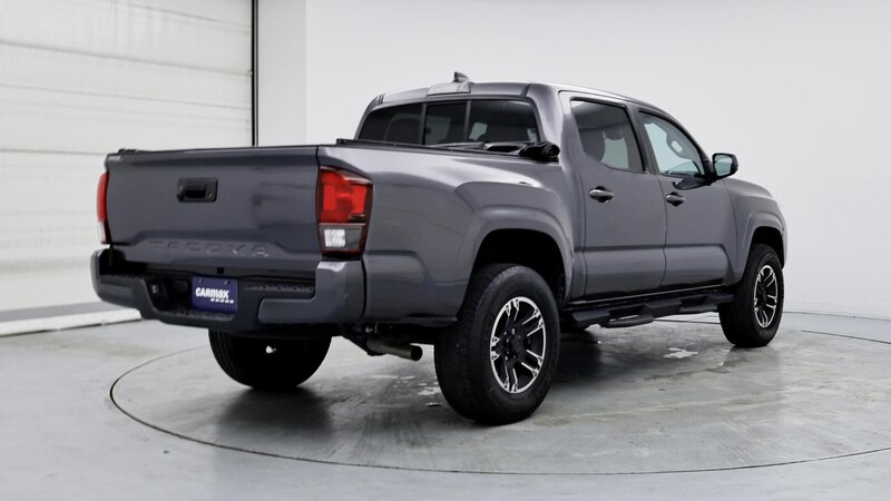 2022 Toyota Tacoma SR 8