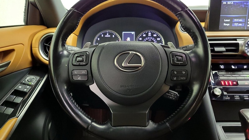 2022 Lexus IS 300 10