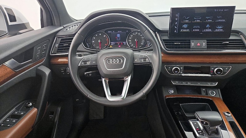 2022 Audi Q5 e Premium 10