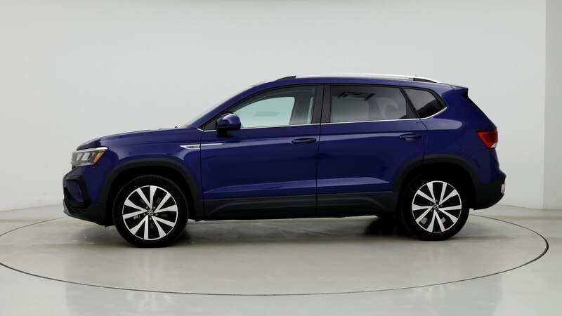 2022 Volkswagen Taos SE 3