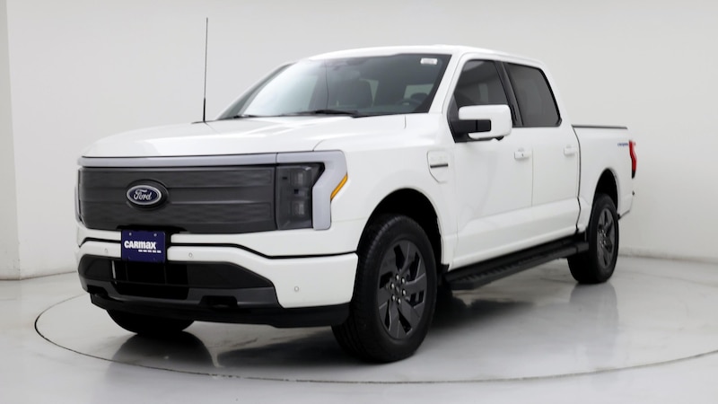 2023 Ford F-150 Lightning Lariat 4