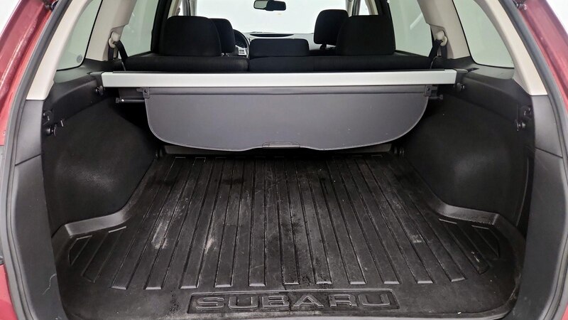 2013 Subaru Outback Premium 17