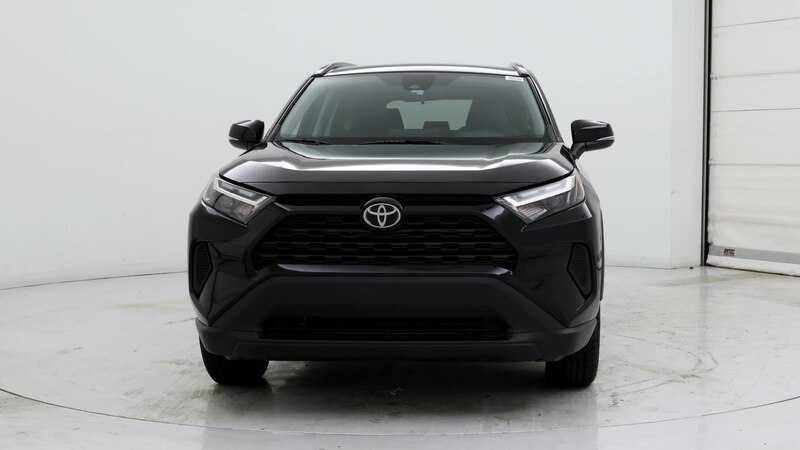 2022 Toyota RAV4 XLE 5