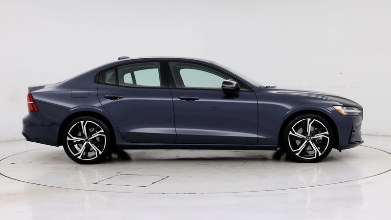 2024 Volvo S60 B5 Plus 7