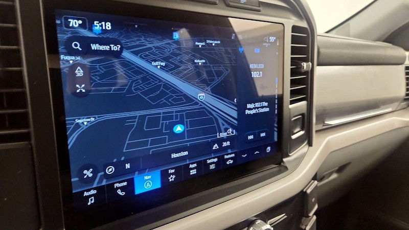 2023 Ford F-150 Lightning XLT 14
