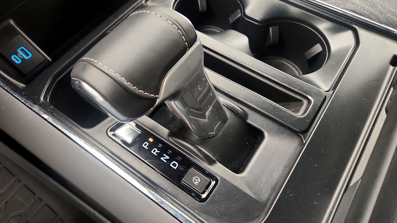 2023 Ford F-150 Lightning XLT 18