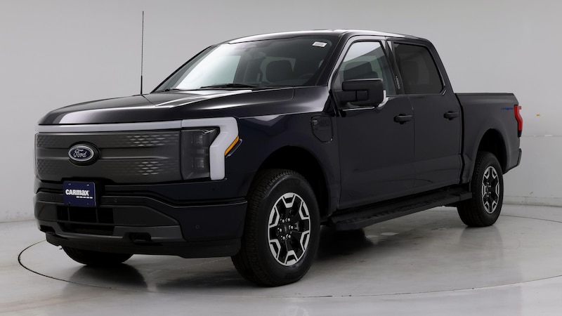 2023 Ford F-150 Lightning XLT 4