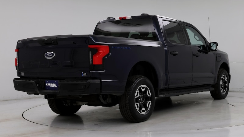 2023 Ford F-150 Lightning XLT 8