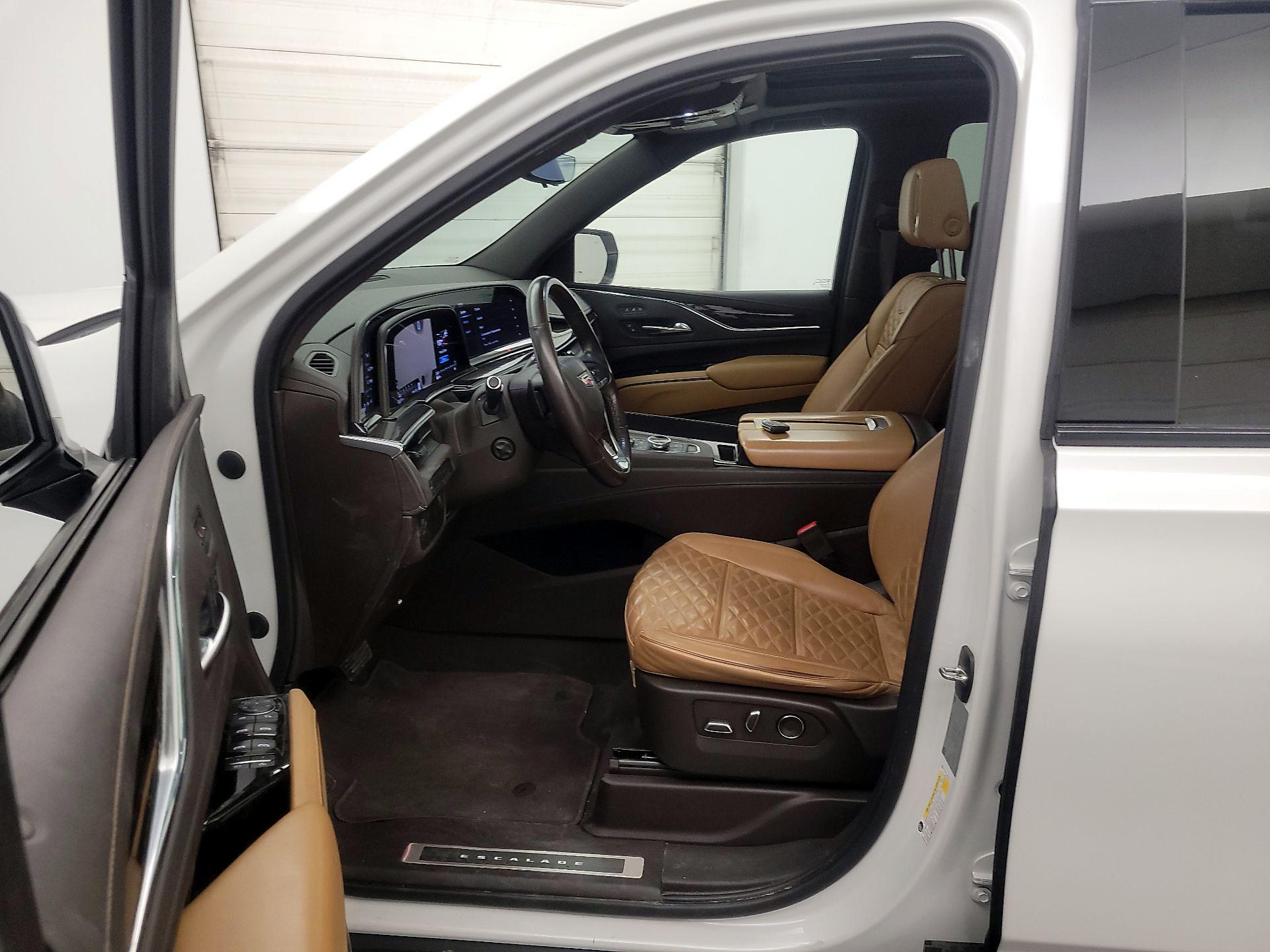 Thumbnail: 2021 Cadillac Escalade - 11