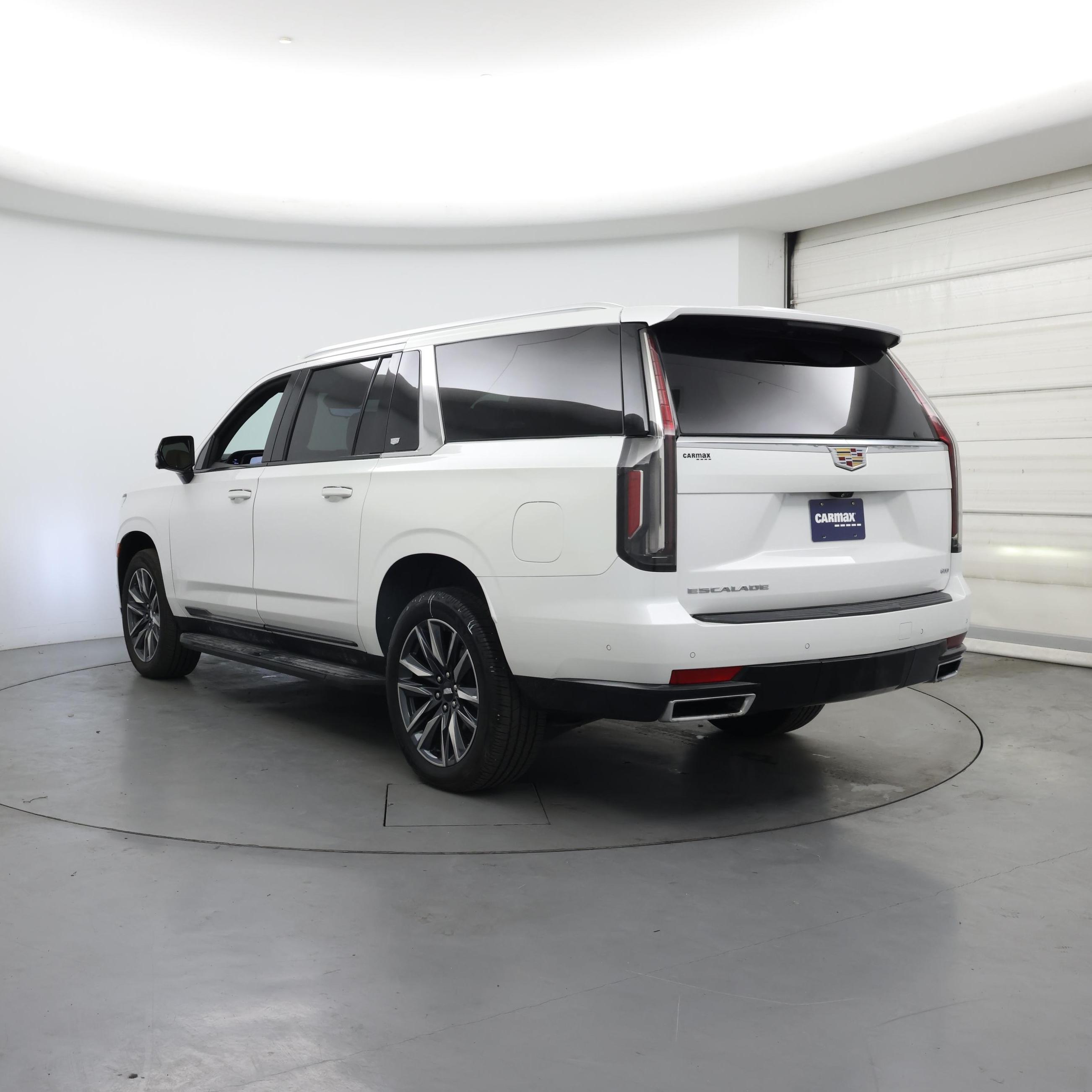 Thumbnail: 2021 Cadillac Escalade - 2
