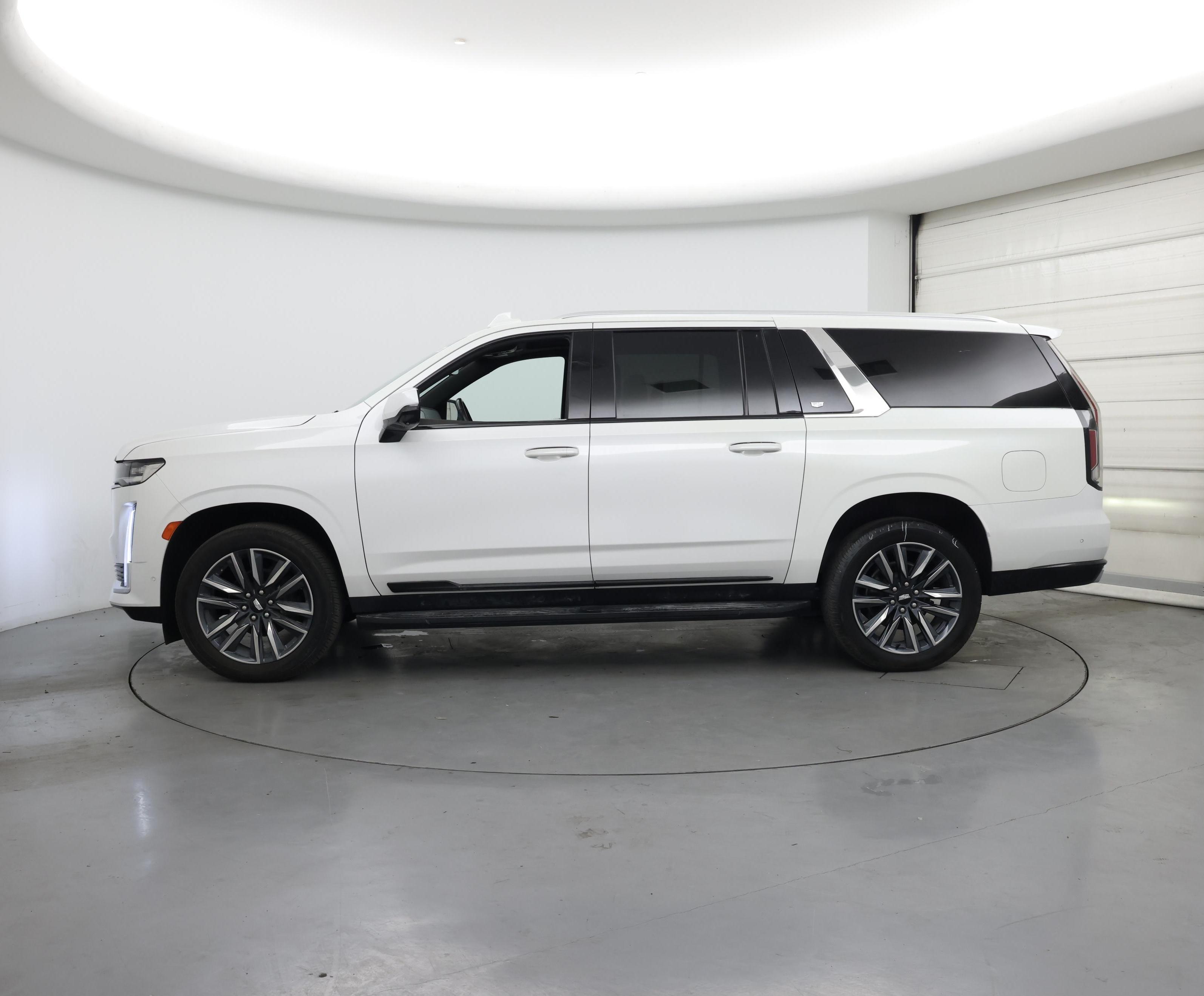 Thumbnail: 2021 Cadillac Escalade - 3