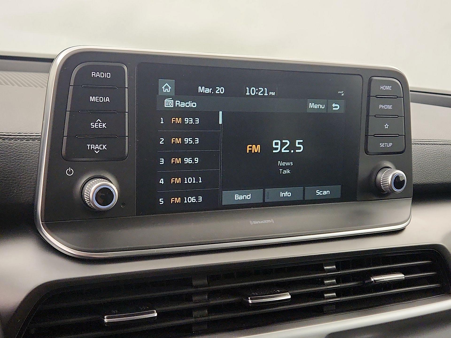 Thumbnail: 2021 Kia Telluride - 15