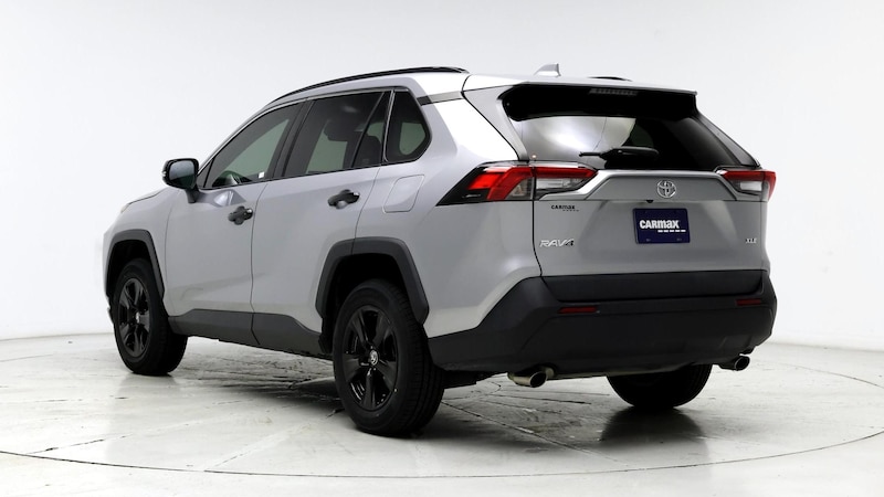 2021 Toyota RAV4 XLE 2