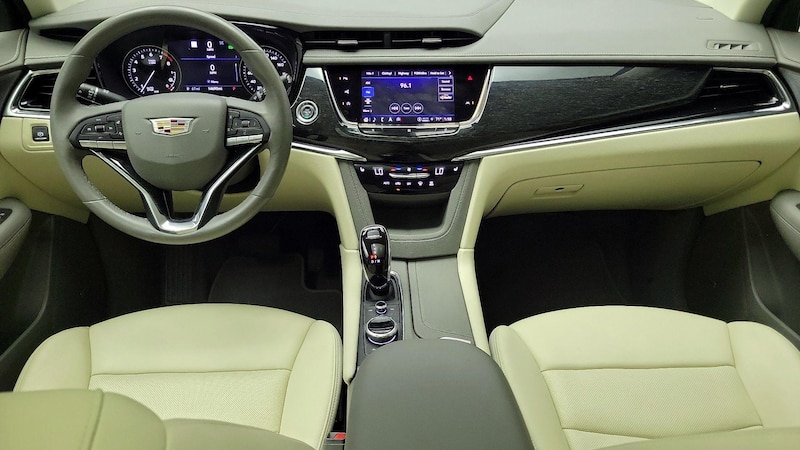 2021 Cadillac XT6 Premium Luxury 8