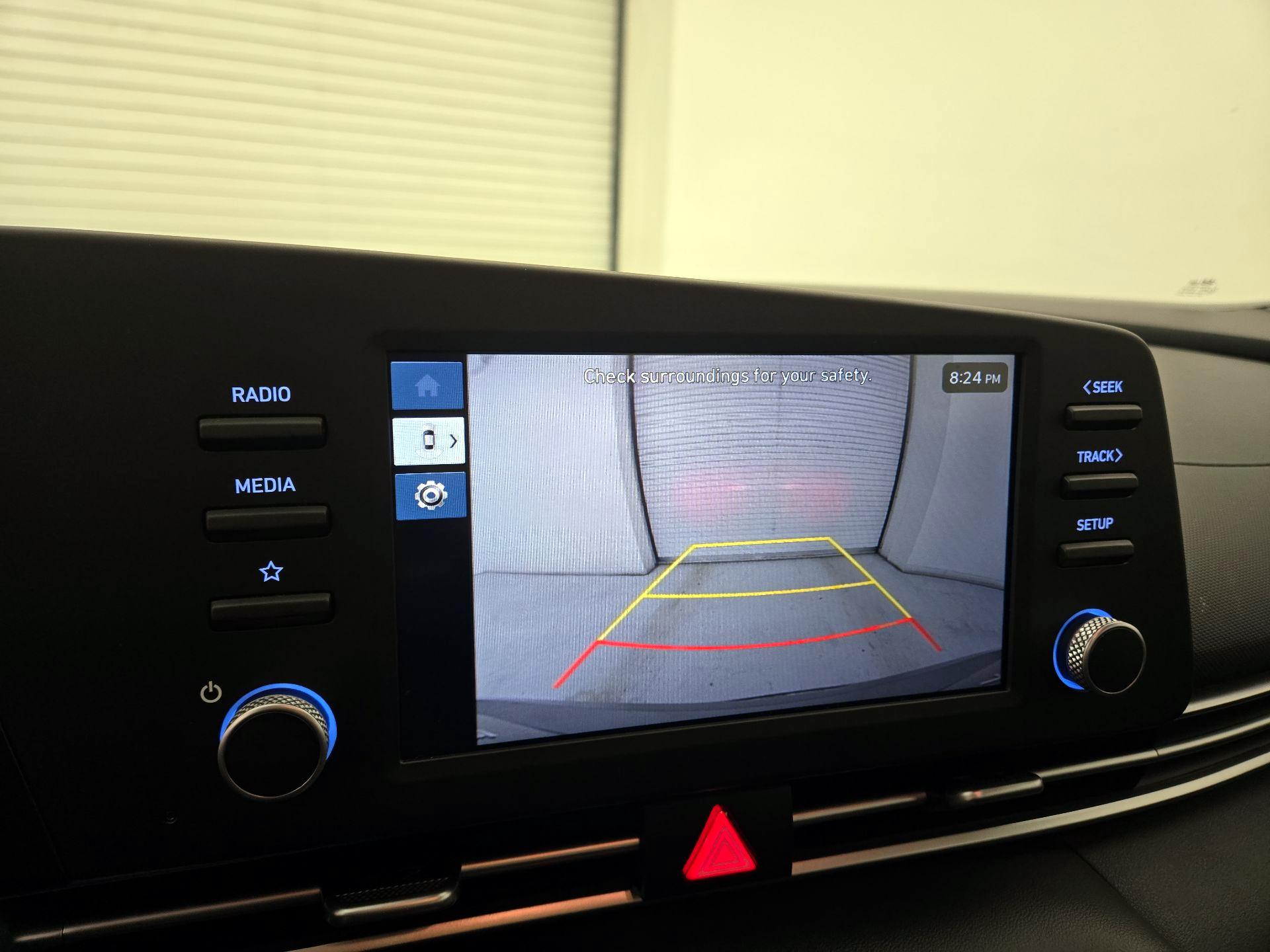 Thumbnail: 2024 Hyundai Elantra - 14