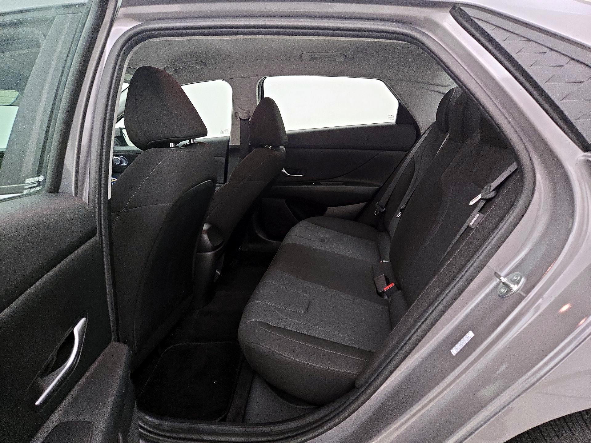 Thumbnail: 2024 Hyundai Elantra - 19