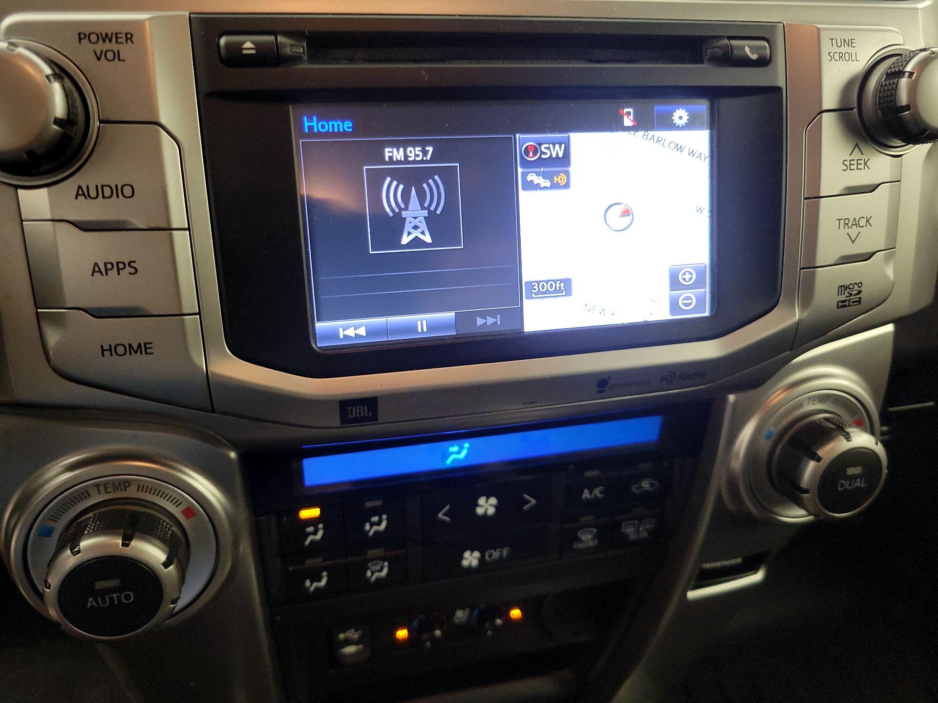Thumbnail: 2014 Toyota 4Runner - 14