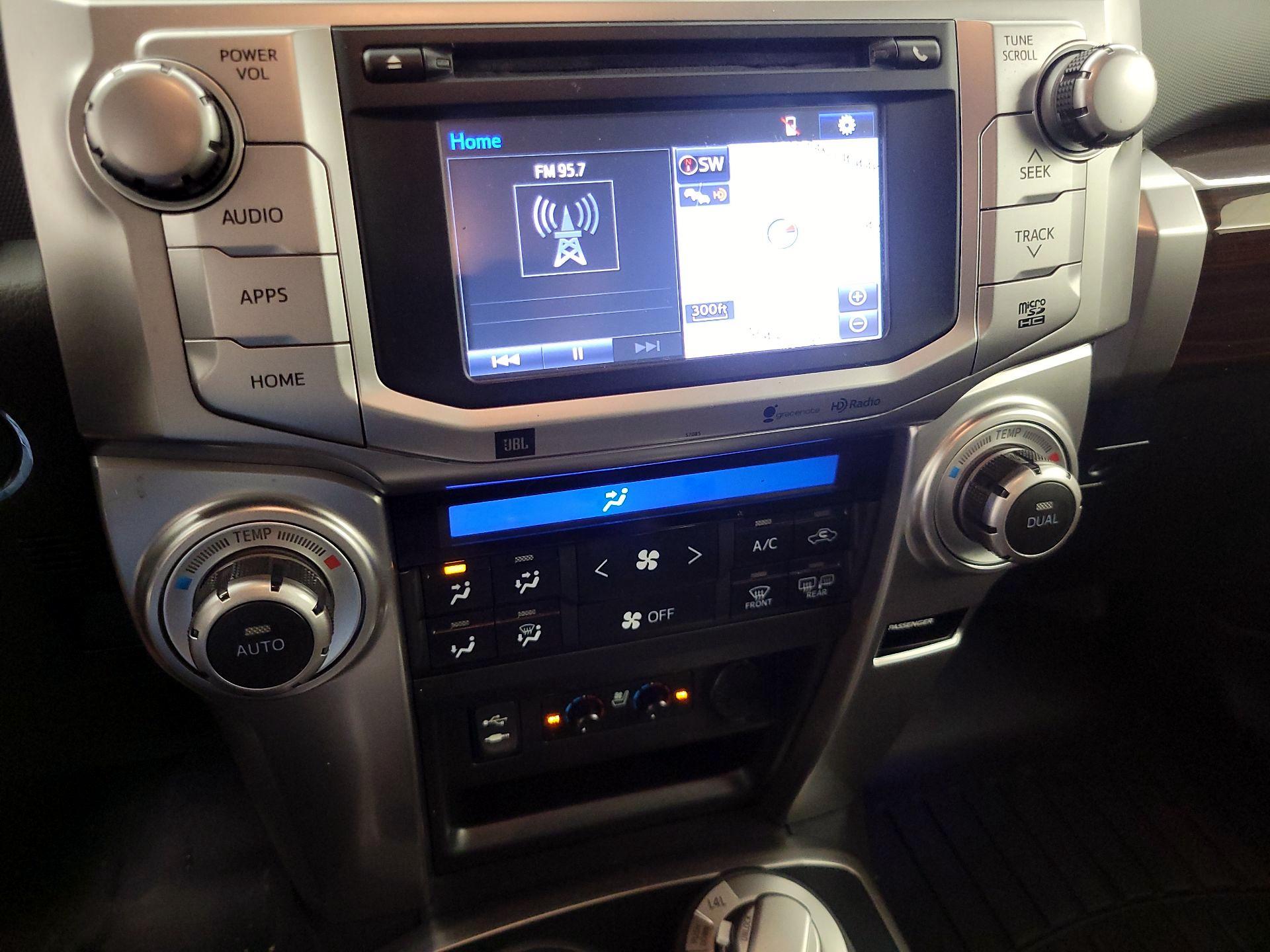 Thumbnail: 2014 Toyota 4Runner - 16