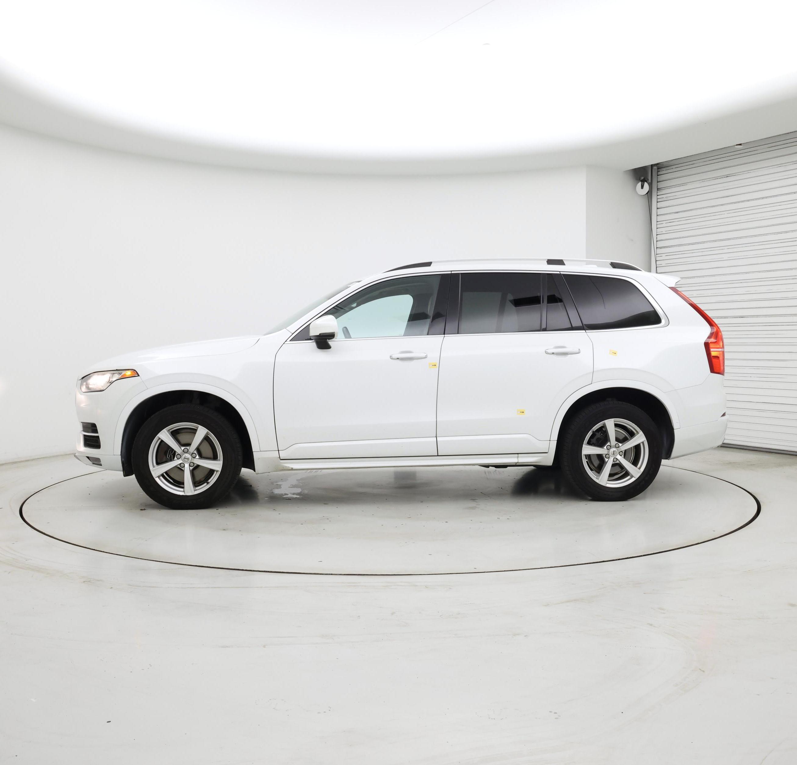 Thumbnail: 2016 Volvo XC90 - 3