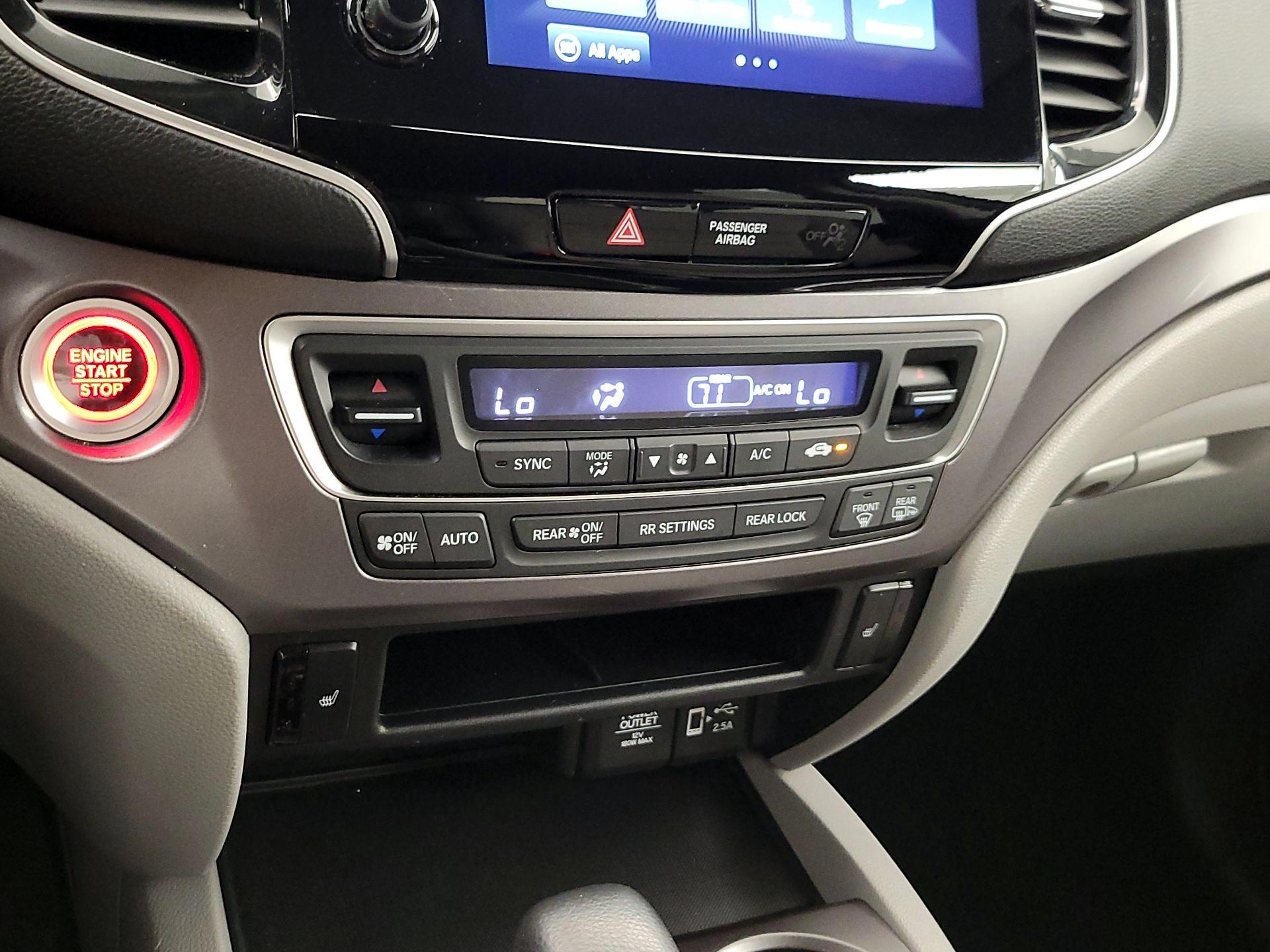 Thumbnail: 2020 Honda Pilot - 16