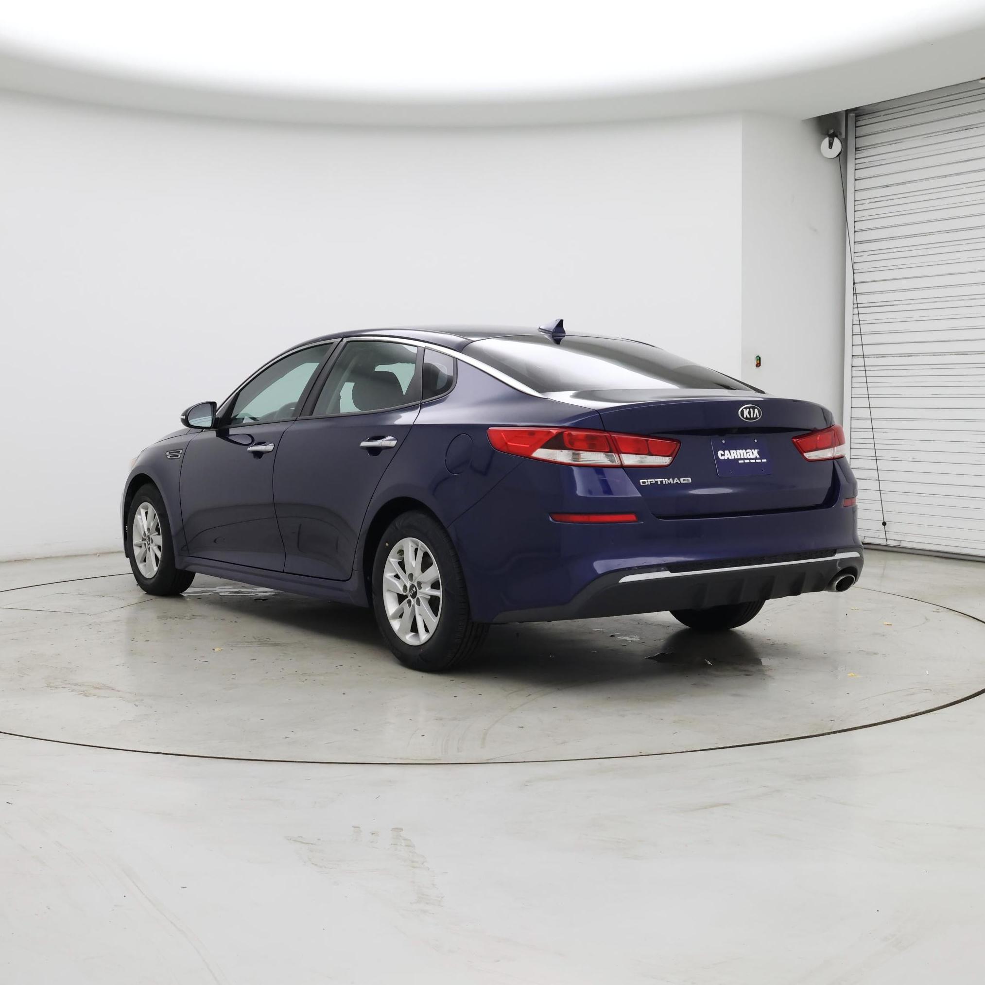 Thumbnail: 2019 Kia Optima - 2