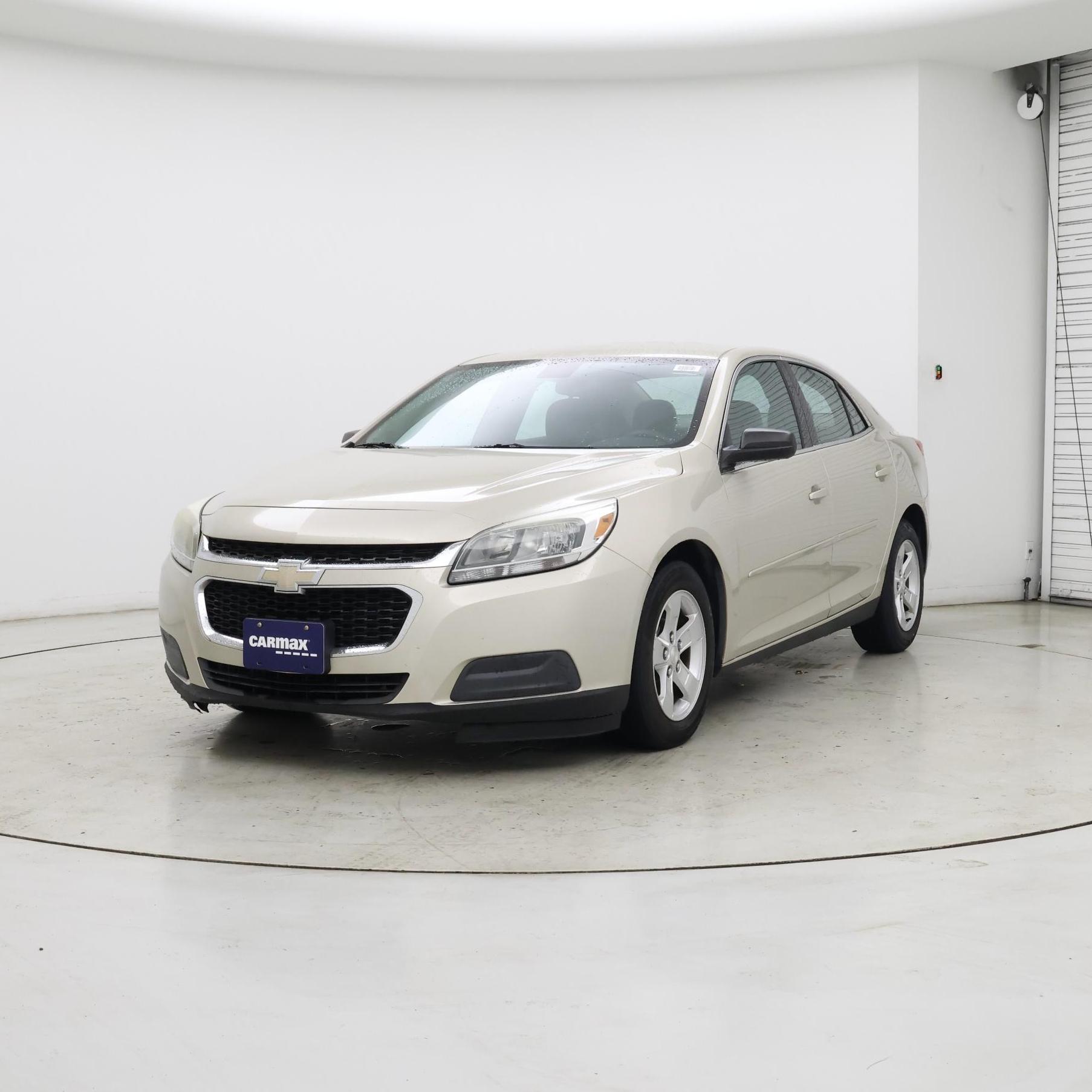 Thumbnail: 2015 Chevrolet Malibu - 4