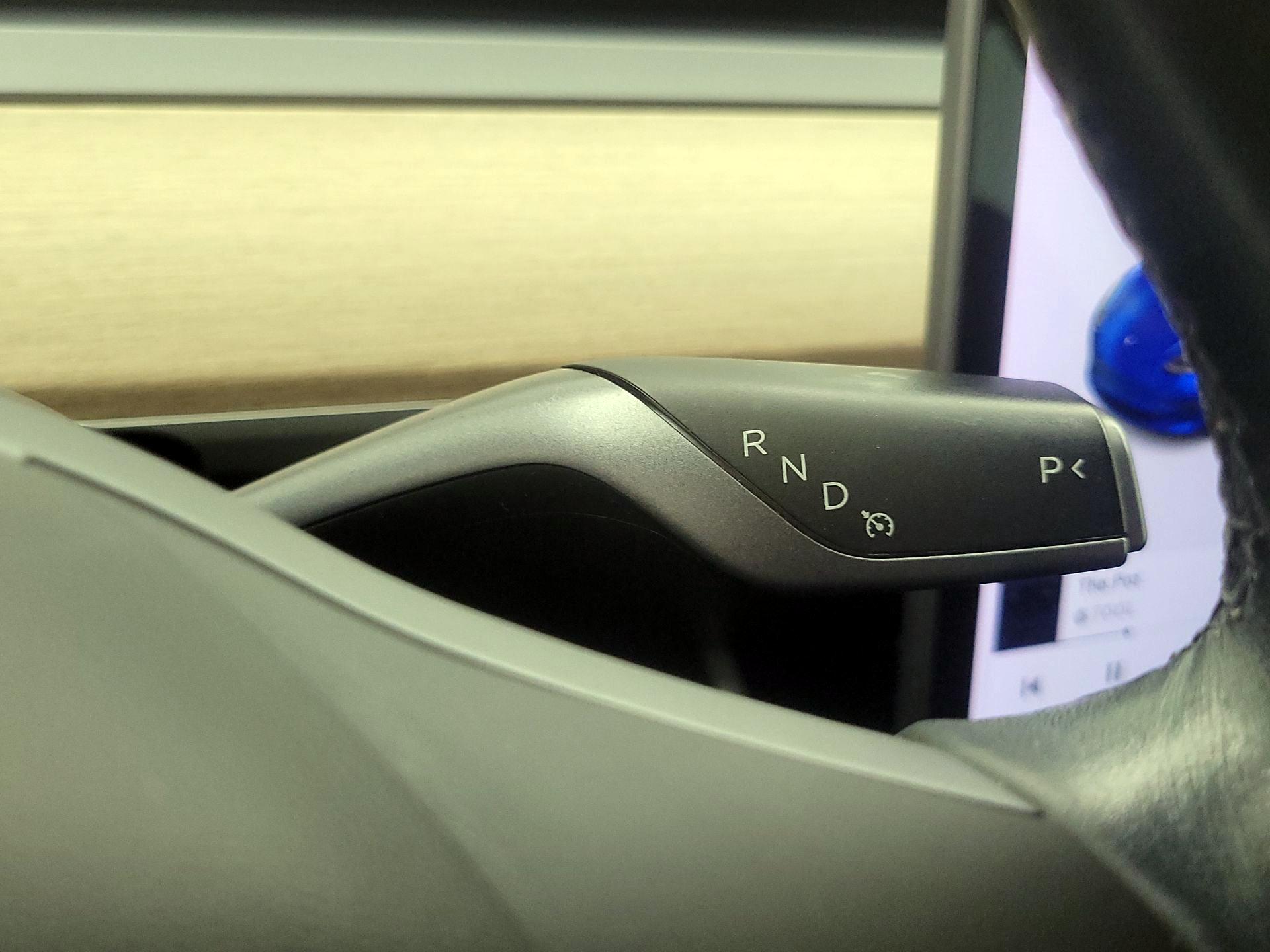 Thumbnail: 2018 Tesla Model 3 - 17