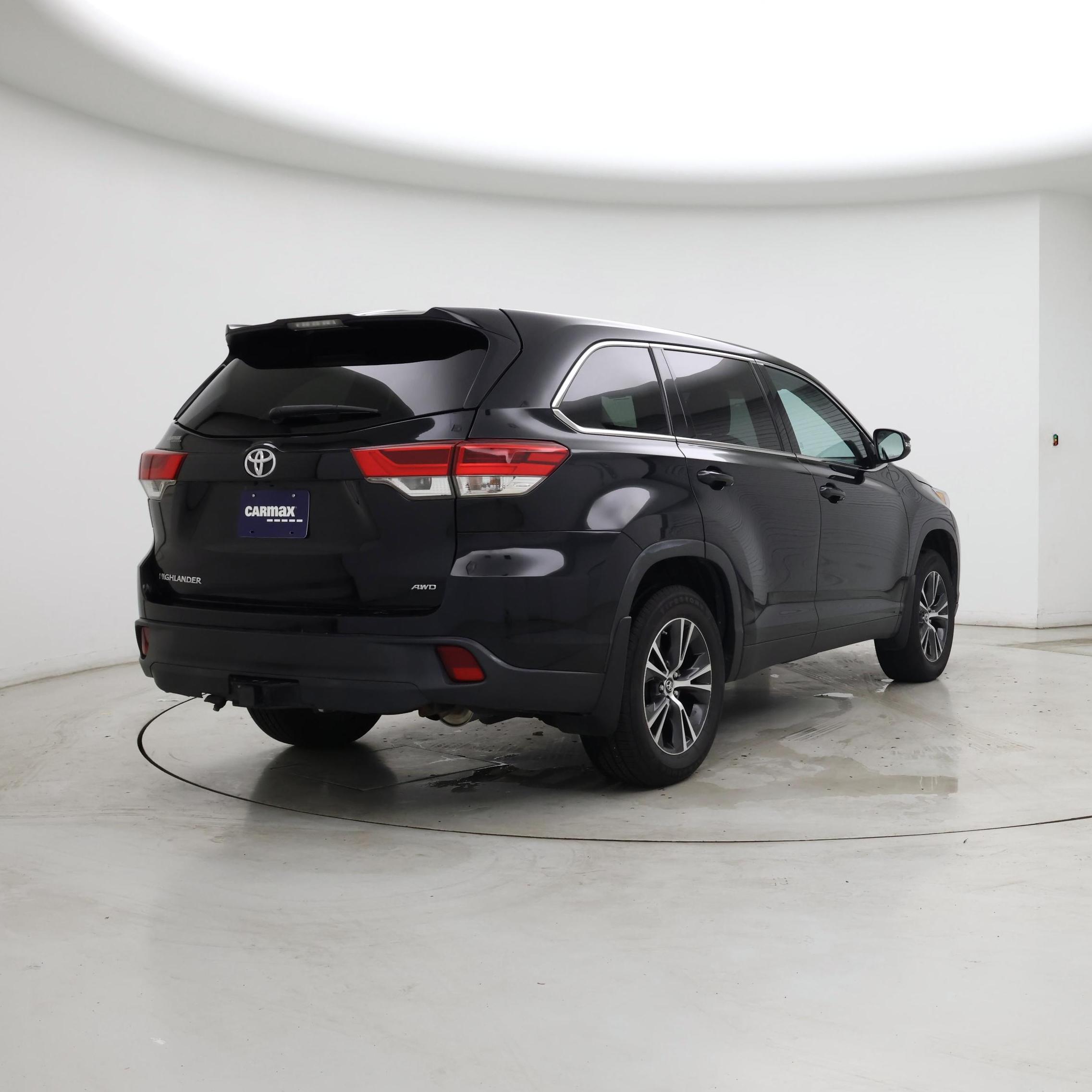 Thumbnail: 2019 Toyota Highlander - 8