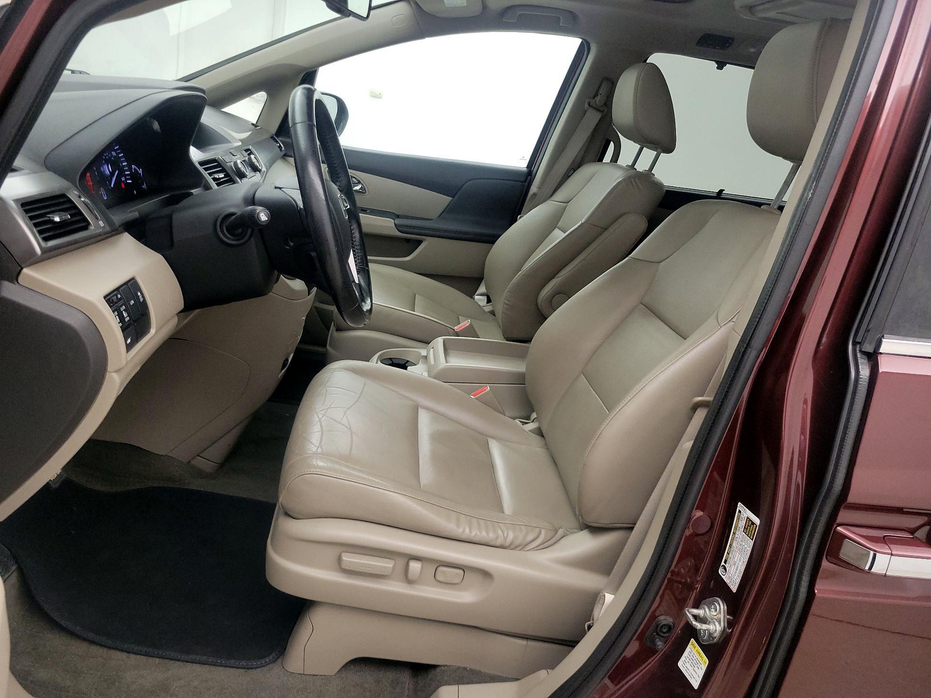 Thumbnail: 2016 Honda Odyssey - 11