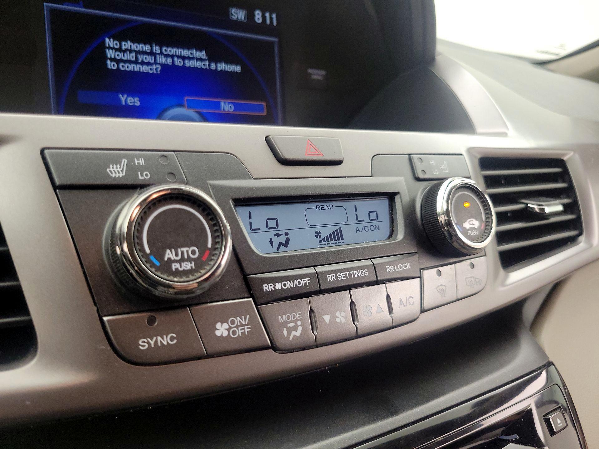 Thumbnail: 2016 Honda Odyssey - 16