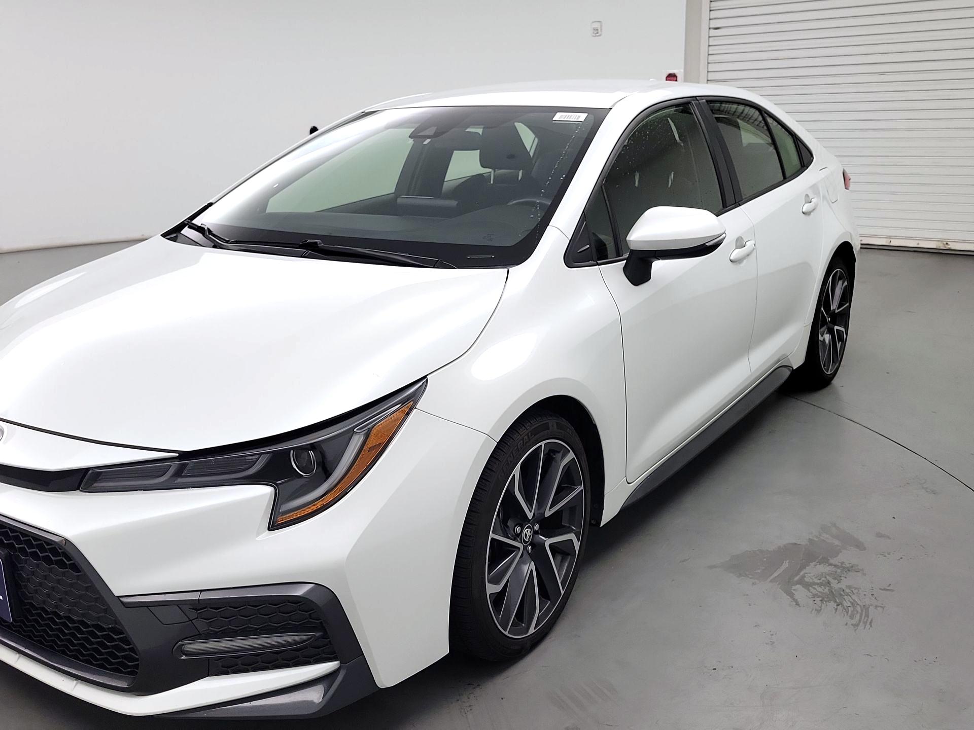 Thumbnail: 2022 Toyota Corolla - 3