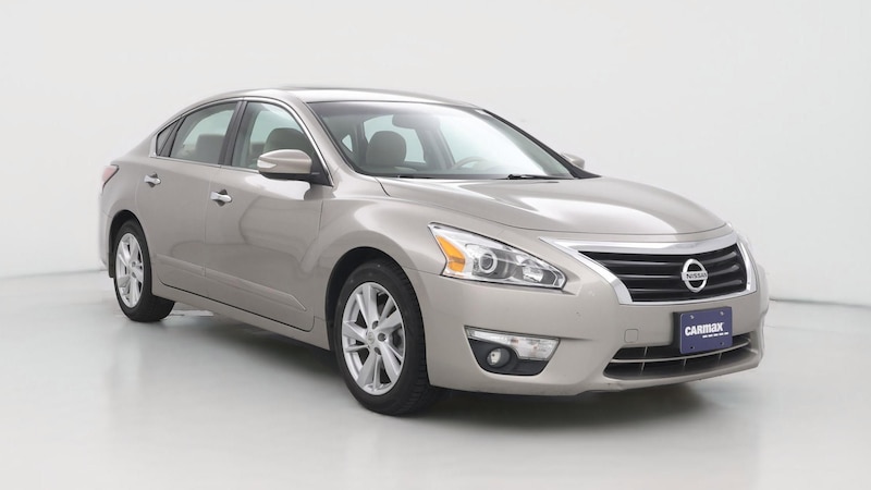 2015 Nissan Altima S Hero Image
