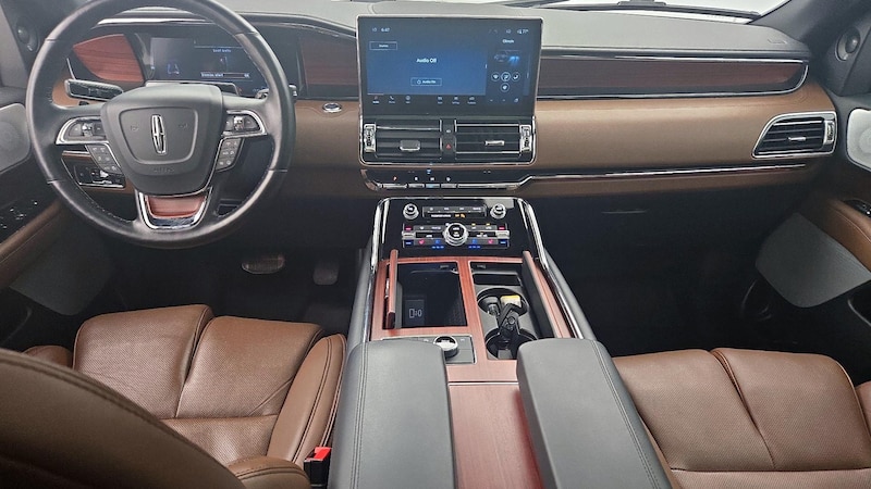 2023 Lincoln Navigator L Reserve 9