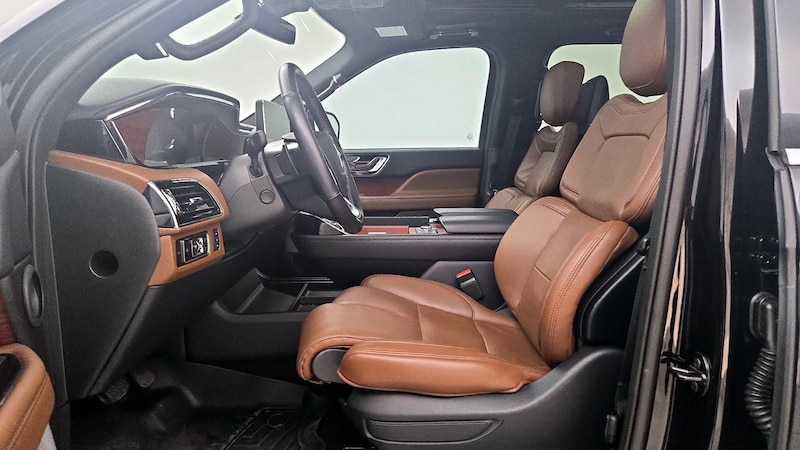2023 Lincoln Navigator L Reserve 11