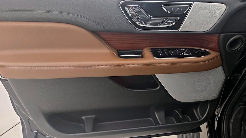 2023 Lincoln Navigator L Reserve 12