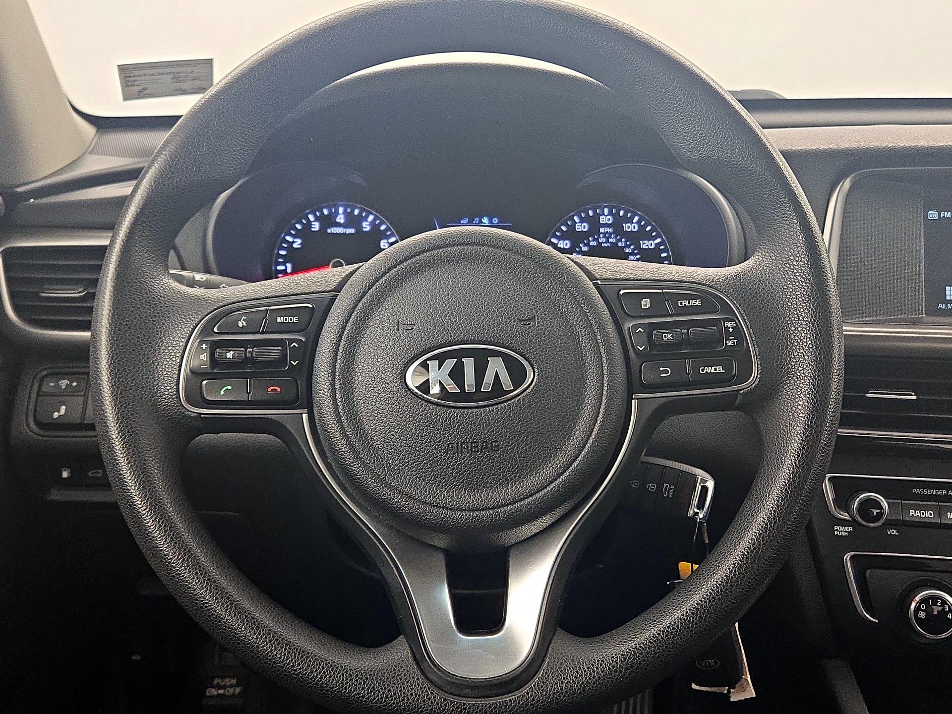 Thumbnail: 2018 Kia Optima - 10