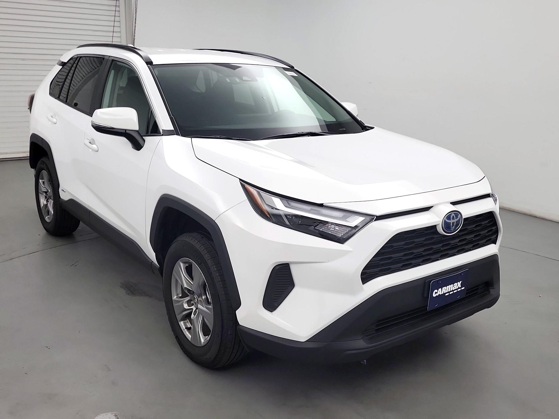 Thumbnail: 2024 Toyota RAV4 - 1