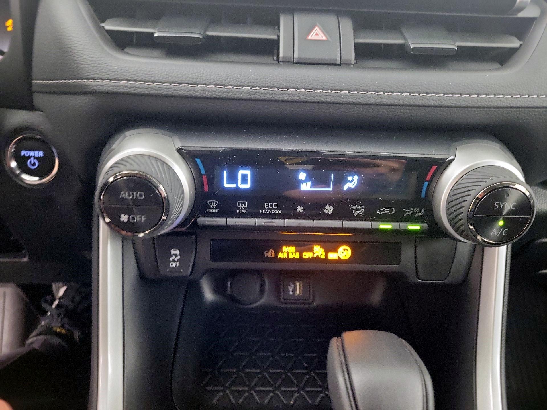 Thumbnail: 2024 Toyota RAV4 - 14