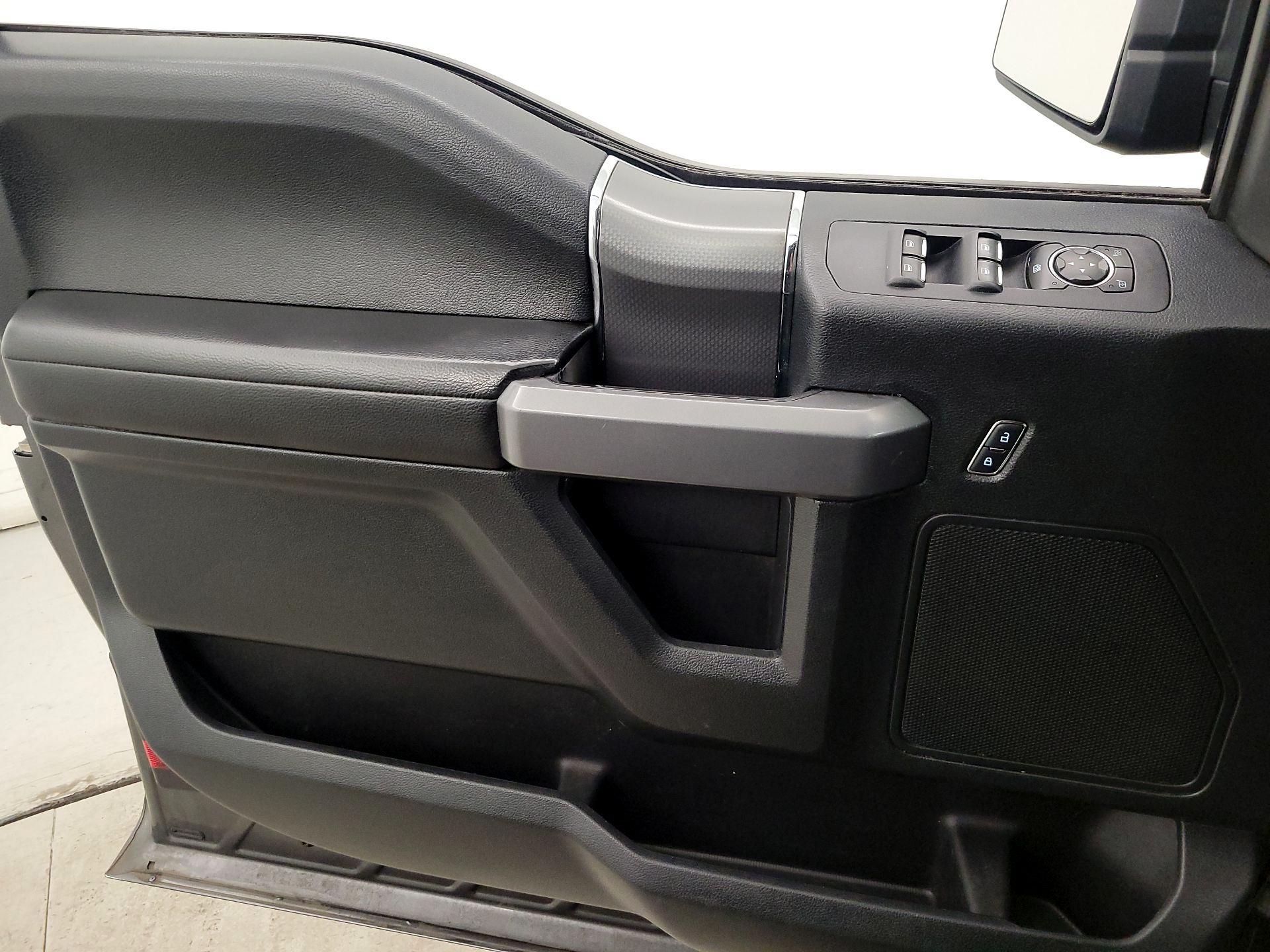 Thumbnail: 2016 Ford F-150 - 12
