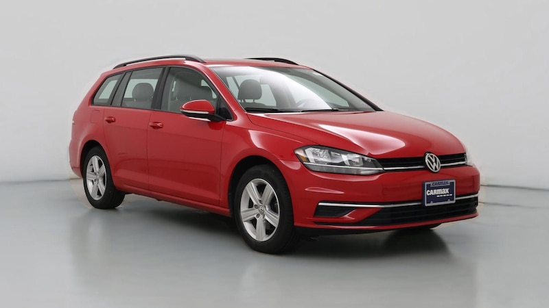 2018 Volkswagen Golf SE Hero Image
