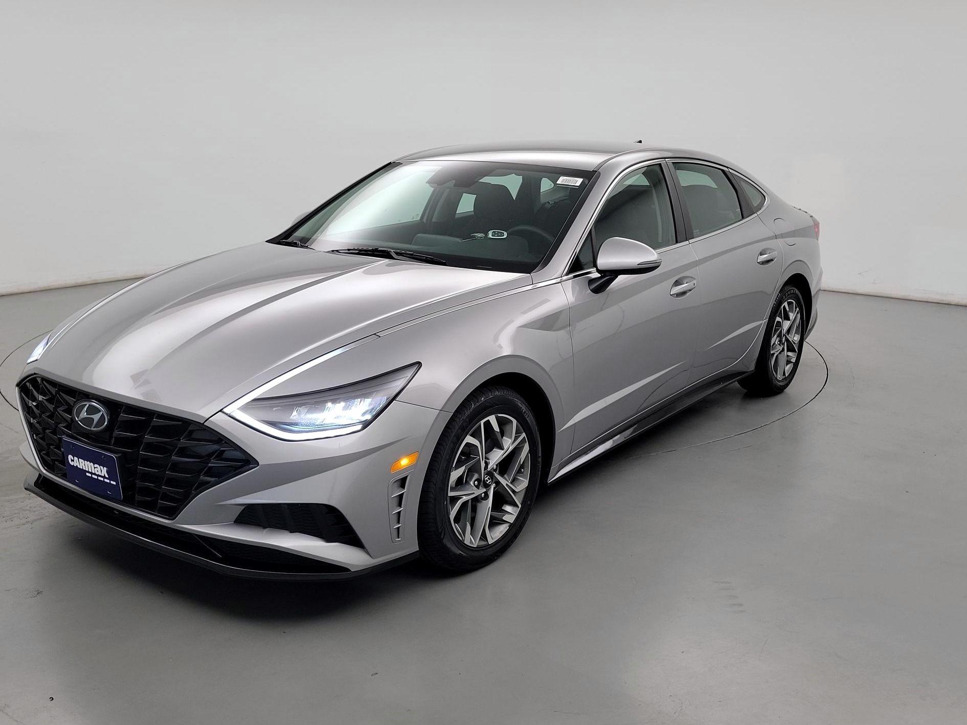 Thumbnail: 2023 Hyundai Sonata - 3