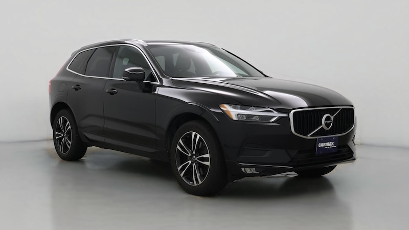 2021 Volvo XC60 T6 Momentum Hero Image