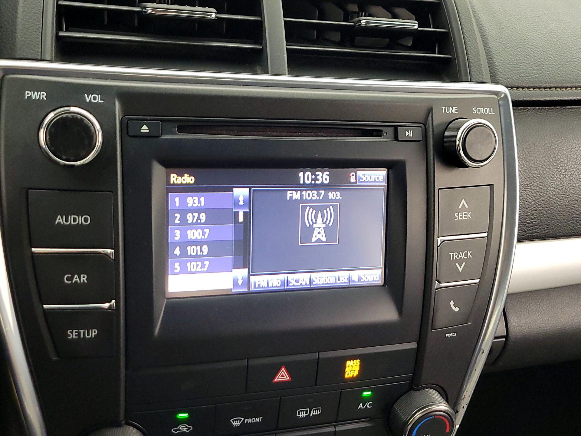 Thumbnail: 2015 Toyota Camry - 15