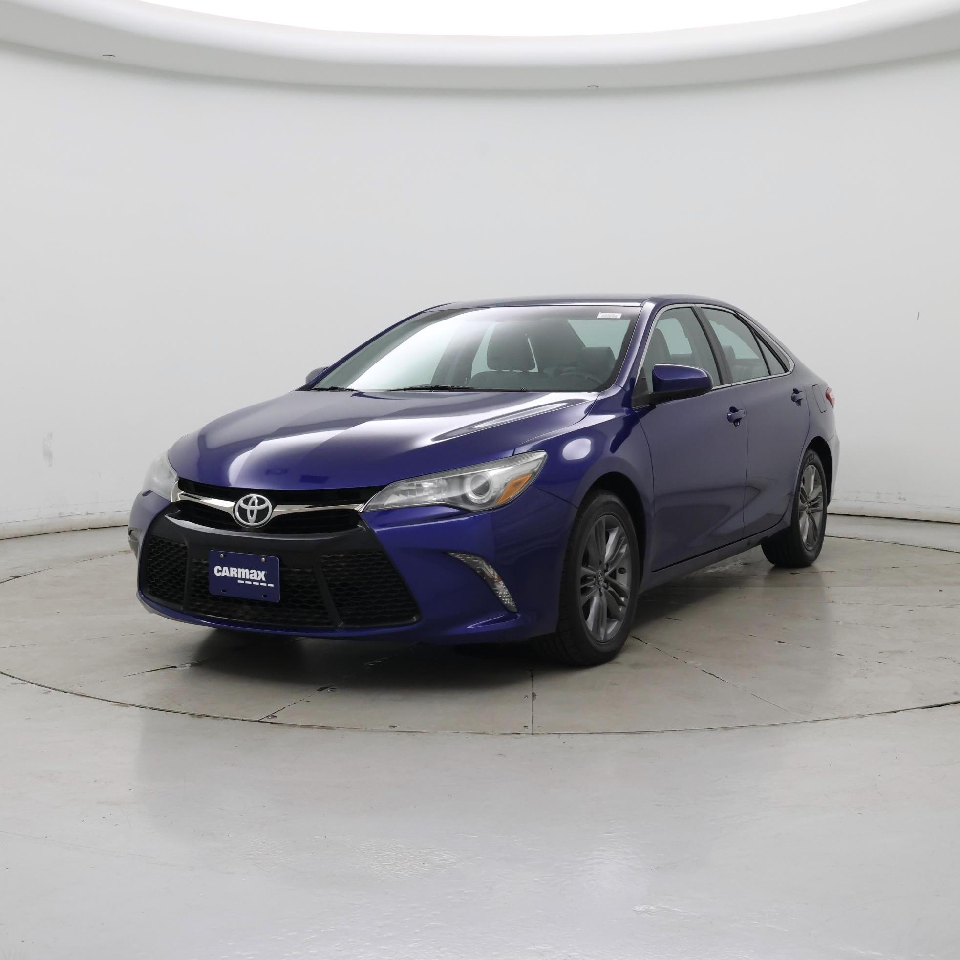 Thumbnail: 2015 Toyota Camry - 4