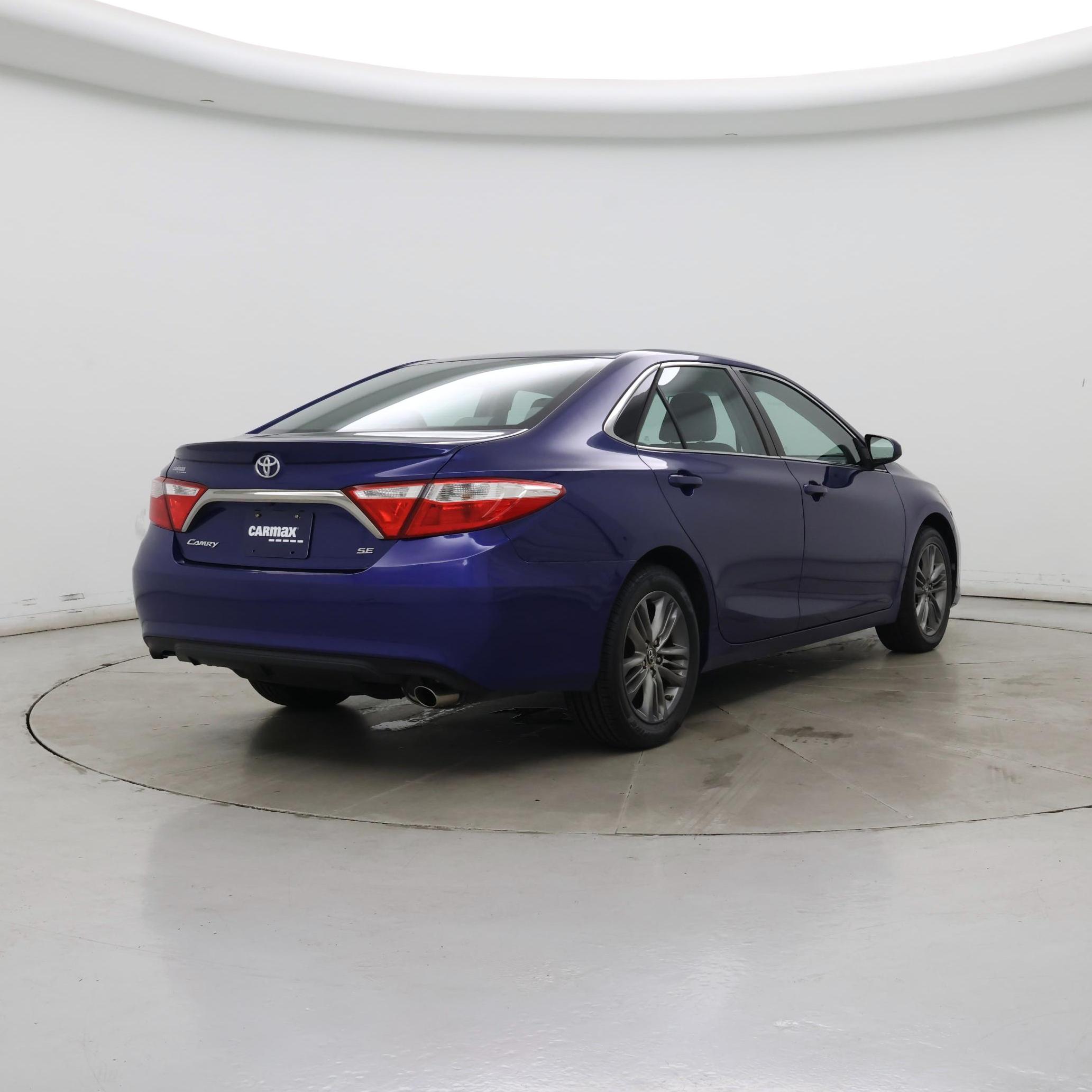 Thumbnail: 2015 Toyota Camry - 8