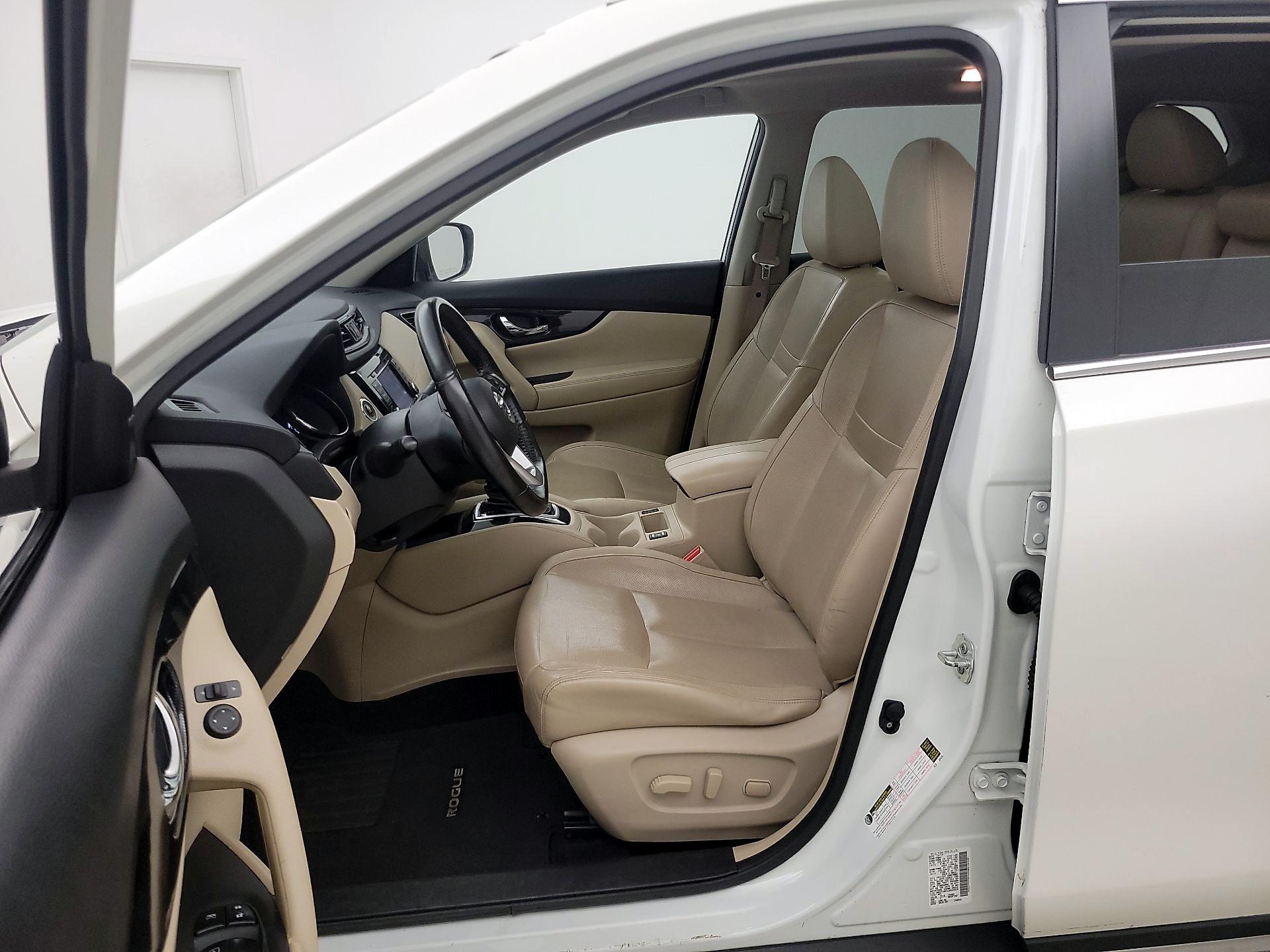 Thumbnail: 2018 Nissan Rogue - 11