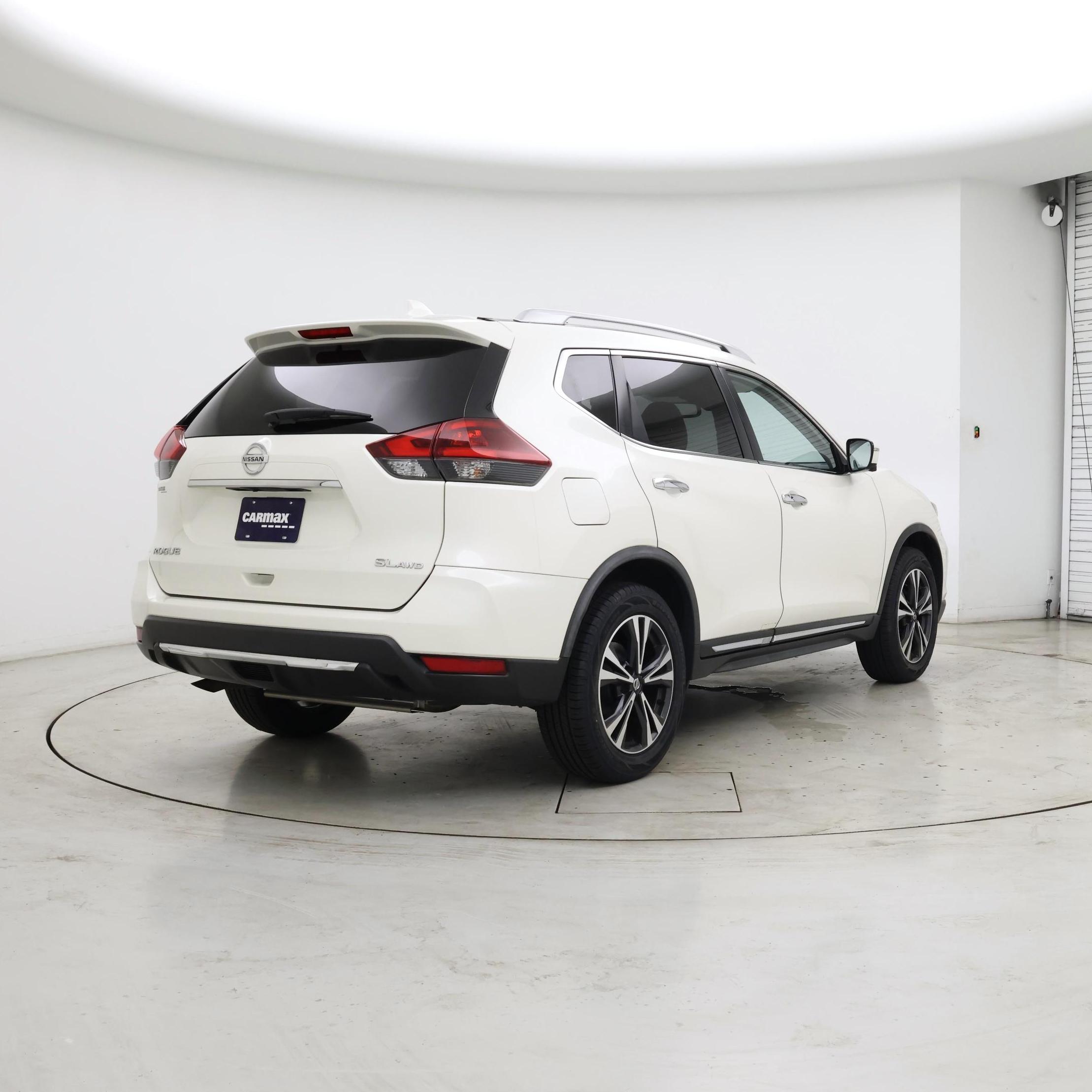Thumbnail: 2018 Nissan Rogue - 8