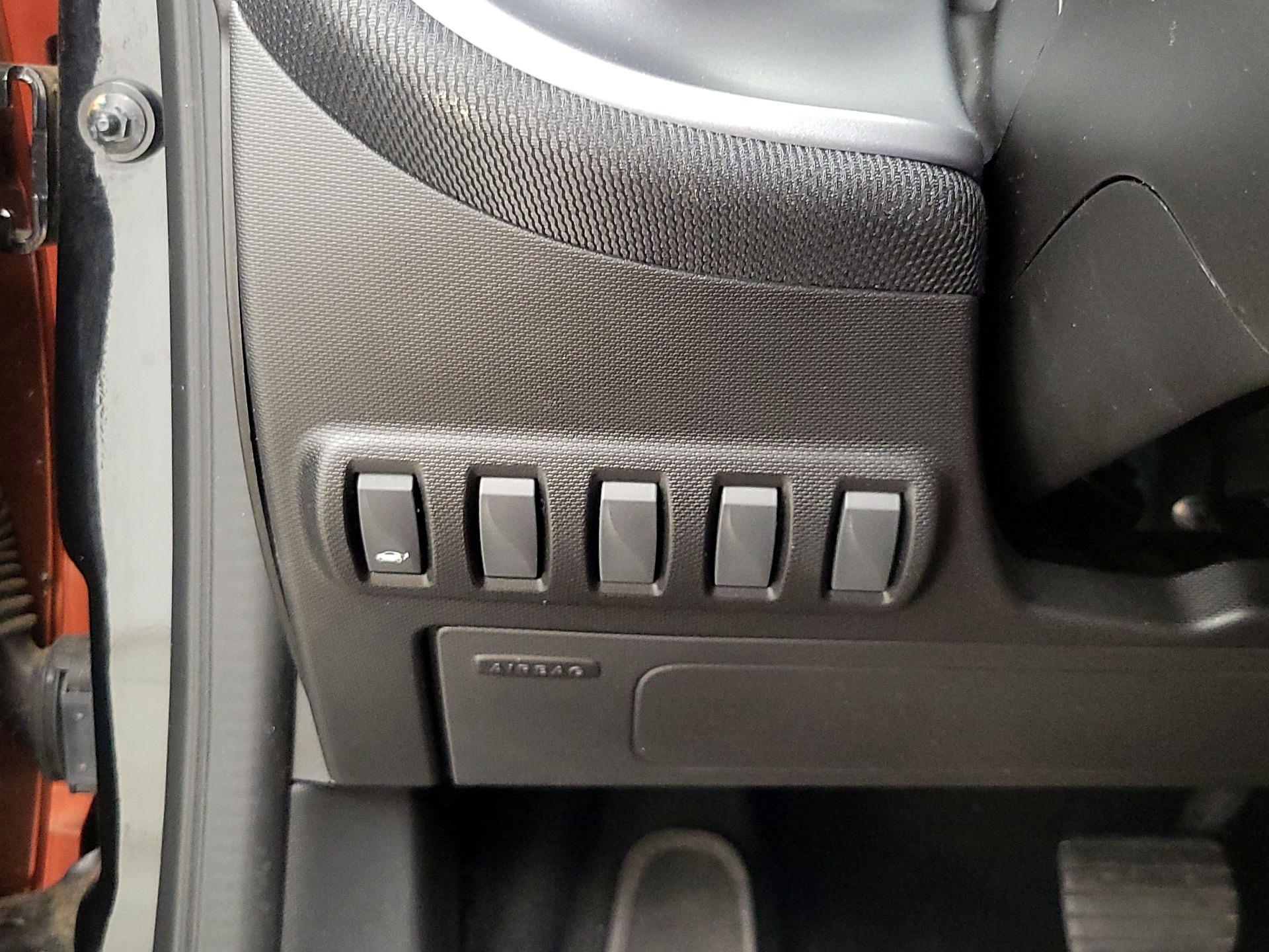 Thumbnail: 2016 smart fortwo - 13