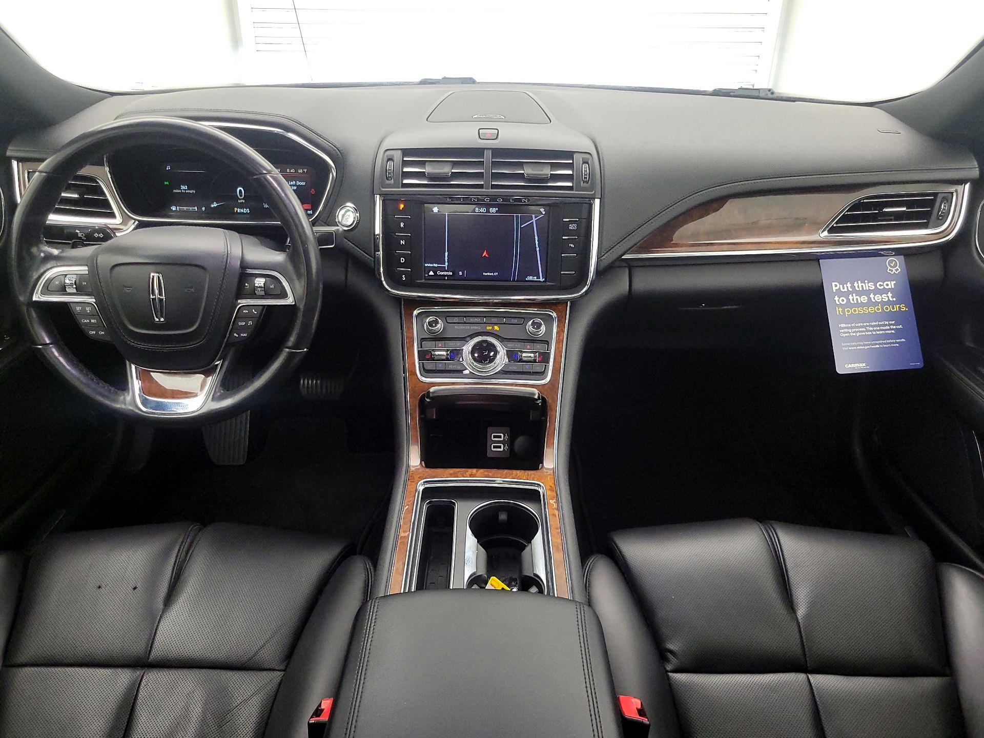 Thumbnail: 2017 Lincoln Continental - 9